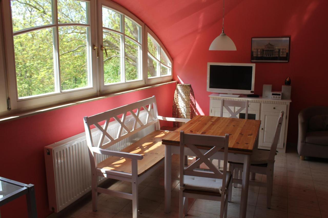 Altes Waschhaus Krakvitz Apartment Putbus Luaran gambar